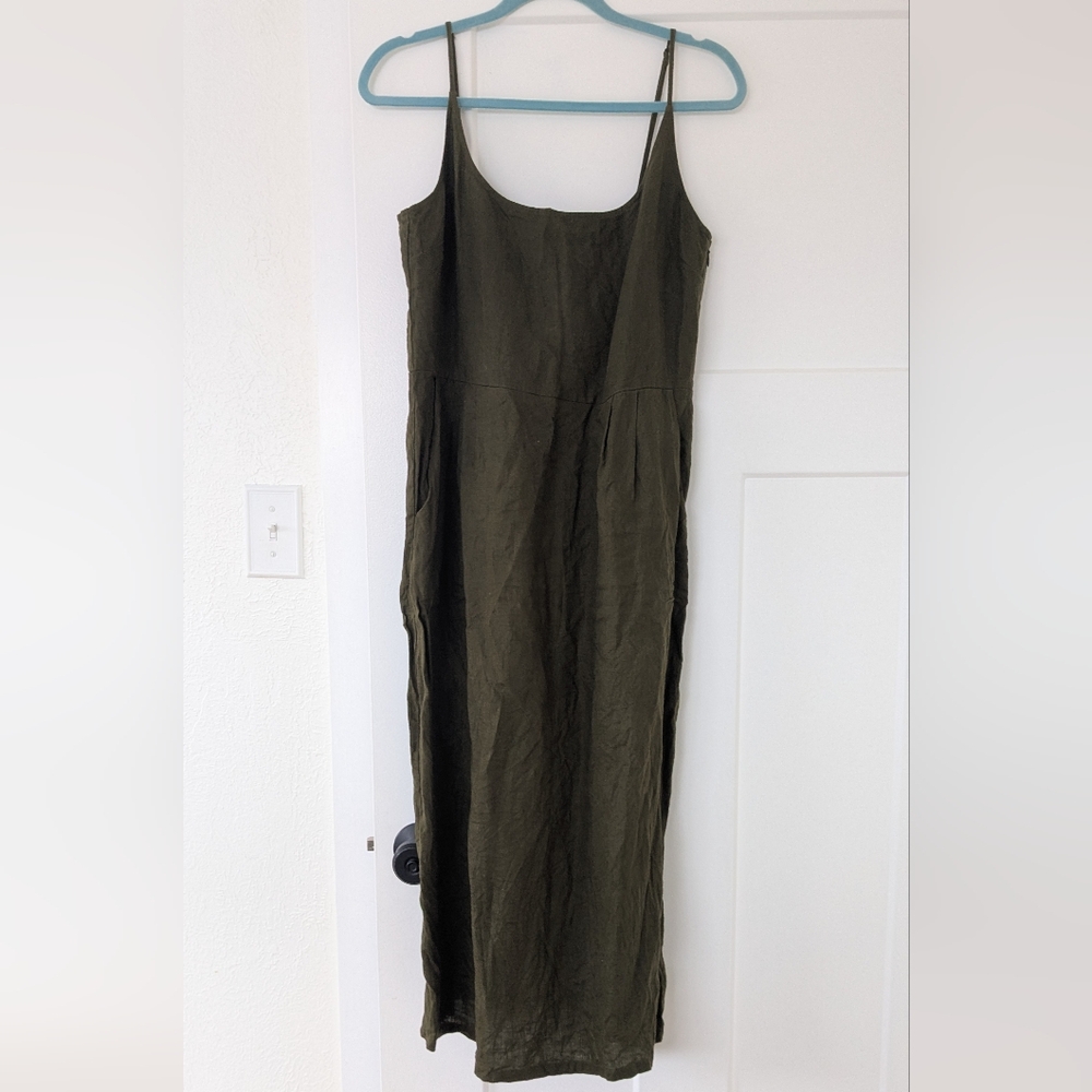 Quince Scoop Midi Dress